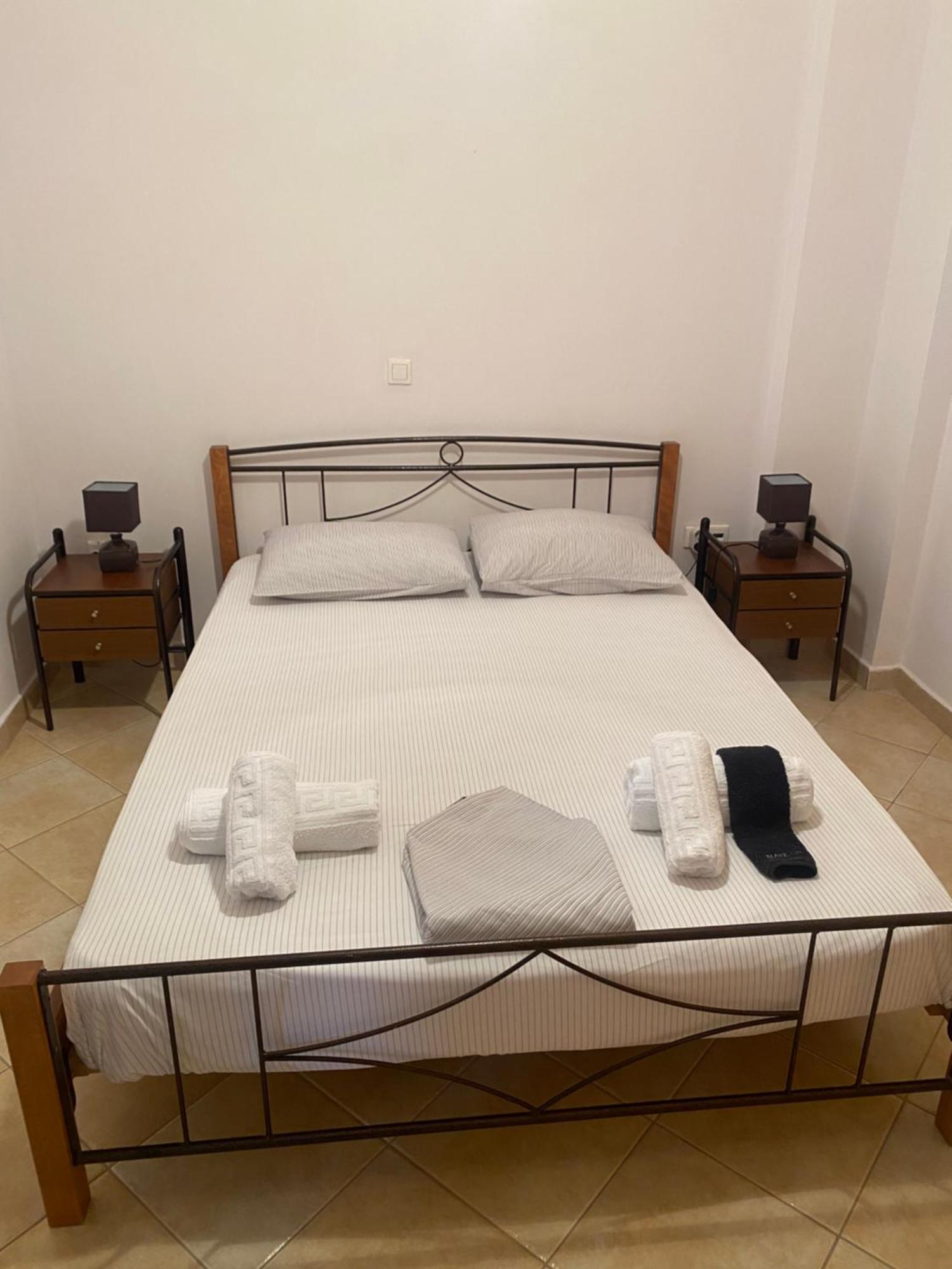 Alexis Apartments Пилос Екстериор снимка